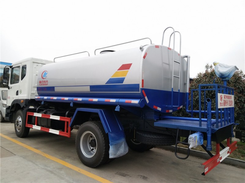 東風多利卡D9（12方）灑水車圖片