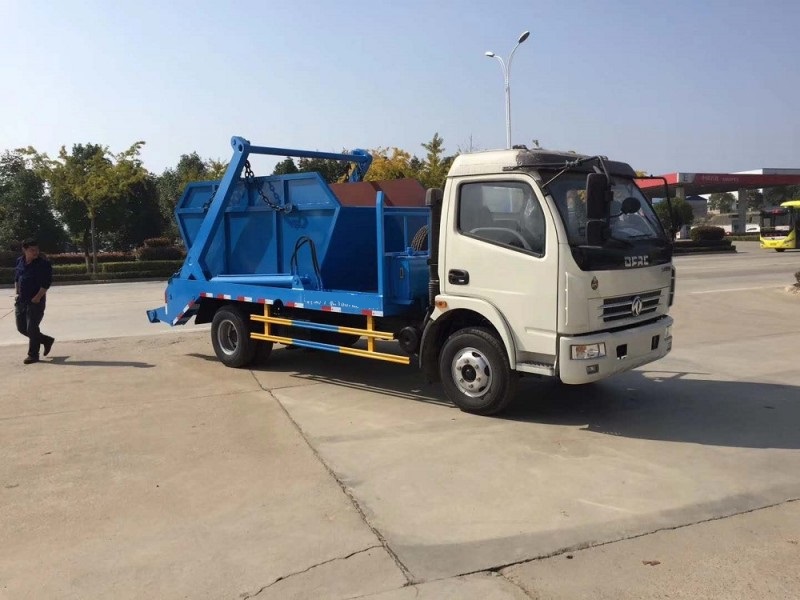 東風(fēng)大多利卡8方擺臂垃圾車(chē)
