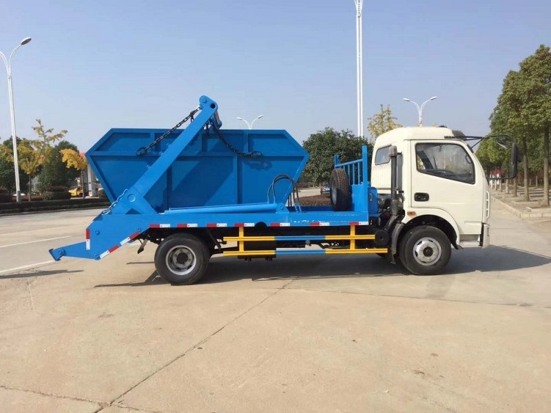 東風(fēng)大多利卡8方擺臂垃圾車(chē)