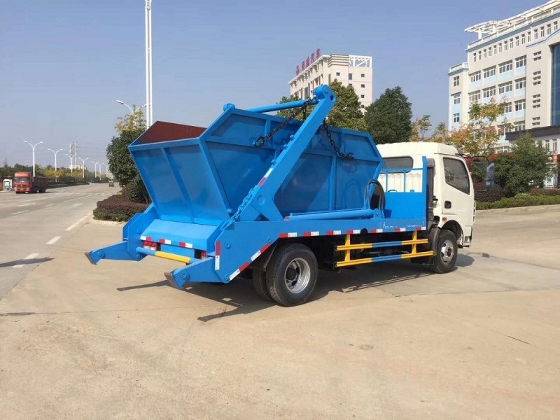 東風(fēng)大多利卡8方擺臂垃圾車(chē)