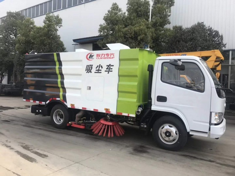 東風(fēng)小多利卡5方吸塵車(chē)