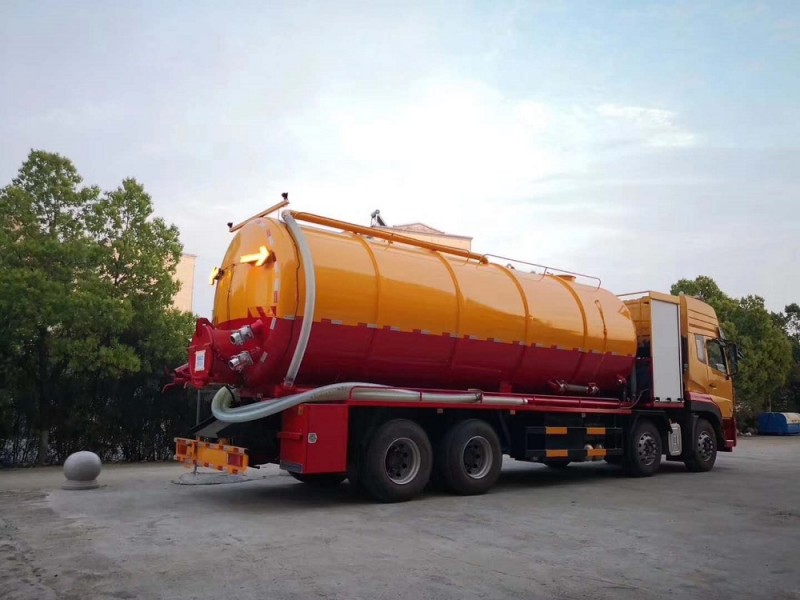 東風天龍前四后八36方大噸位重型清洗吸污車