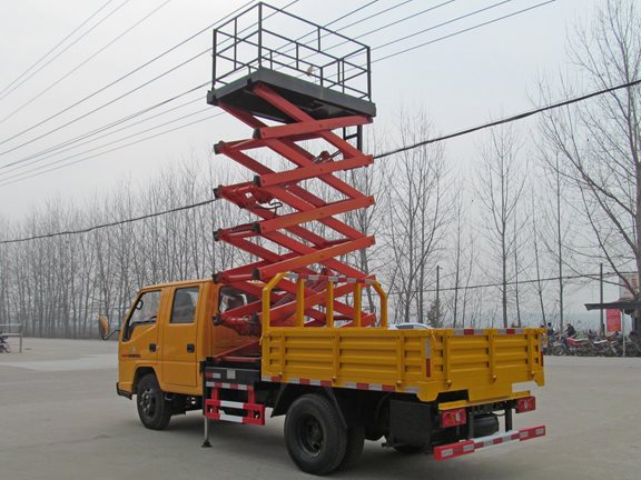 江鈴雙排座8-10米平臺升降高空作業車圖片