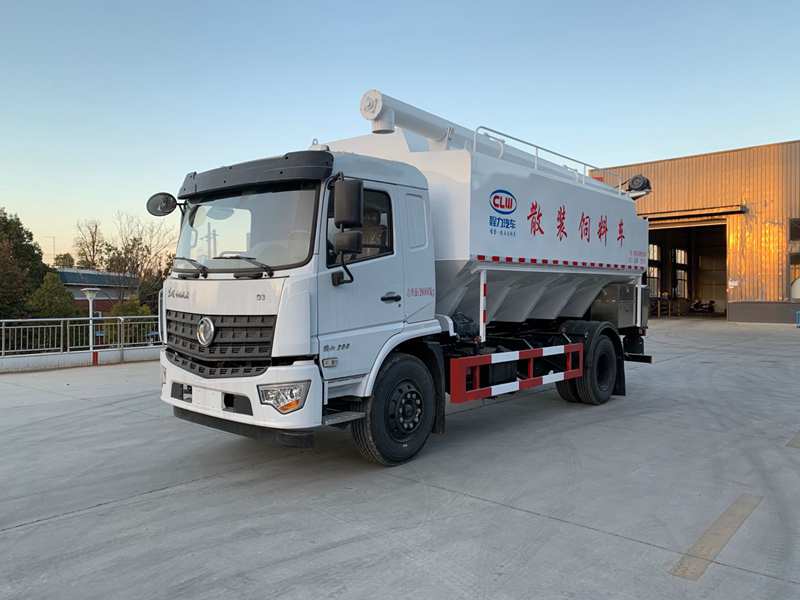 東風專底散裝飼料運輸車（22方）