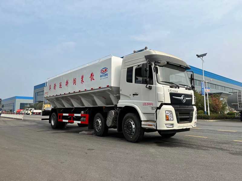 東風(fēng)專底小三軸散裝飼料車（30-36方）